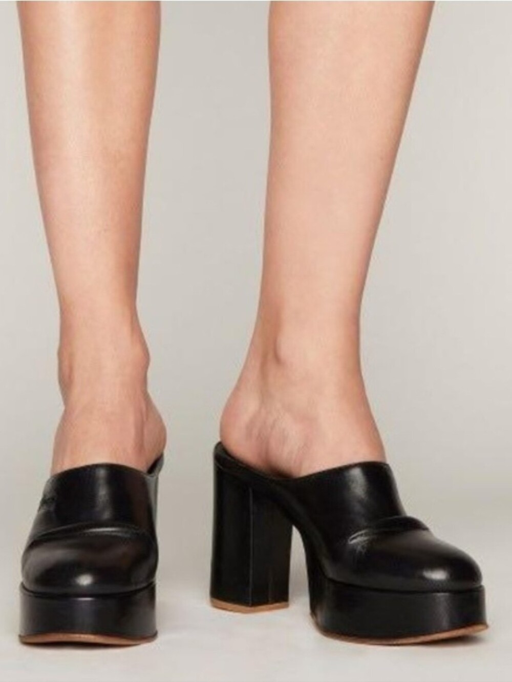 Marc JACOBS Black Platform Mule Heels - Women